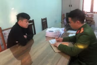 Công an tỉnh Hưng Yên bắt đối tượng trong đường dây cá độ bóng đá và cho vay nặng lãi ở tỉnh Hưng Yên.