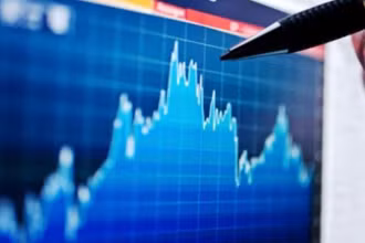 Tiếp đà hồi phục, VN-Index tăng hơn 6 điểm 