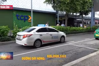 Công bố đường dây nóng xử lý nạn gian lận giá cước taxi