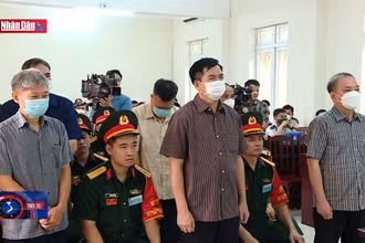 Xét xử vụ tham ô tại Bộ Tư lệnh Cảnh sát biển Việt Nam
