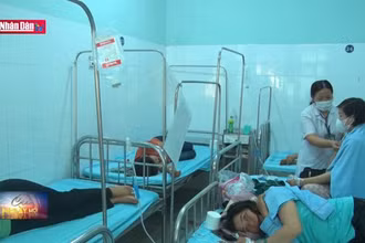 19 người nhập viện do ngộ độc sau tiệc cưới