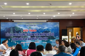 Đông đảo các nhà khoa học tham dự hội thảo.