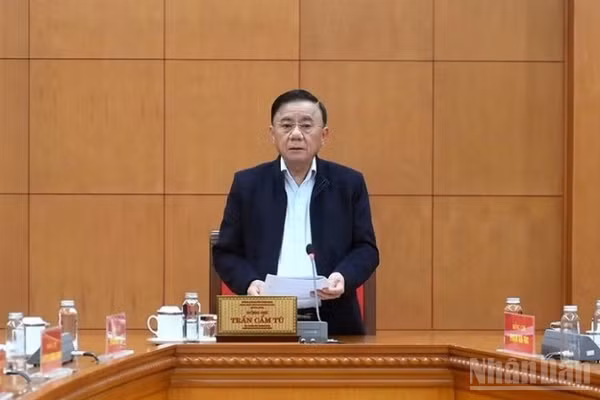 Đồng chí Trần Cẩm Tú, Ủy viên Bộ Chính trị, Thường trực Ban Bí thư. (Ảnh: ĐĂNG KHOA)