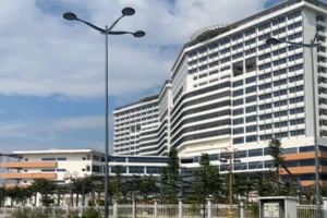 [Video] Nhiều hạng mục xuống cấp khi hai bệnh viện lớn chậm đưa vào sử dụng