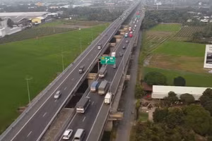 [Video] 319 trường hợp vi phạm giao thông trên cao tốc trong một ngày