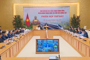 [Video] Thủ tướng yêu cầu không lãng phí thời gian, tập trung rà soát tiến độ các dự án đường sắt trọng điểm
