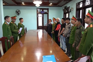 [Video] Khởi tố 3 đối tượng khai thác tài nguyên trái phép tại mỏ La Dứt