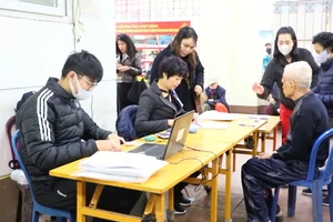 [Video] Tập trung chi trả lương hưu, trợ cấp; giải quyết chế độ BHXH, BHTN trước kỳ nghỉ Tết