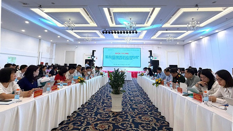 Toàn cảnh hội nghị.