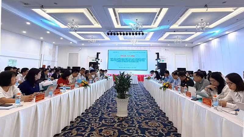 Toàn cảnh hội nghị.