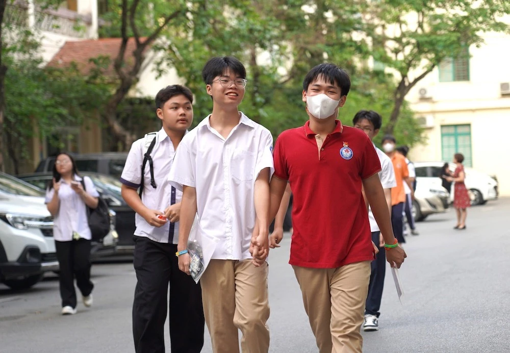 Thí sinh dự Kỳ thi tuyển sinh vào lớp 10 Trường THPT chuyên Khoa học Tự nhiên năm học 2025-2026 (Ảnh: HUS)