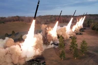 [Video] Hàn – Nhật – Mỹ đồng loạt phản ứng sau vụ phóng tên lửa của Triều Tiên