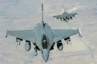 [Video] Không quân Mỹ tấn công hàng loạt cứ điểm IS ở Syria