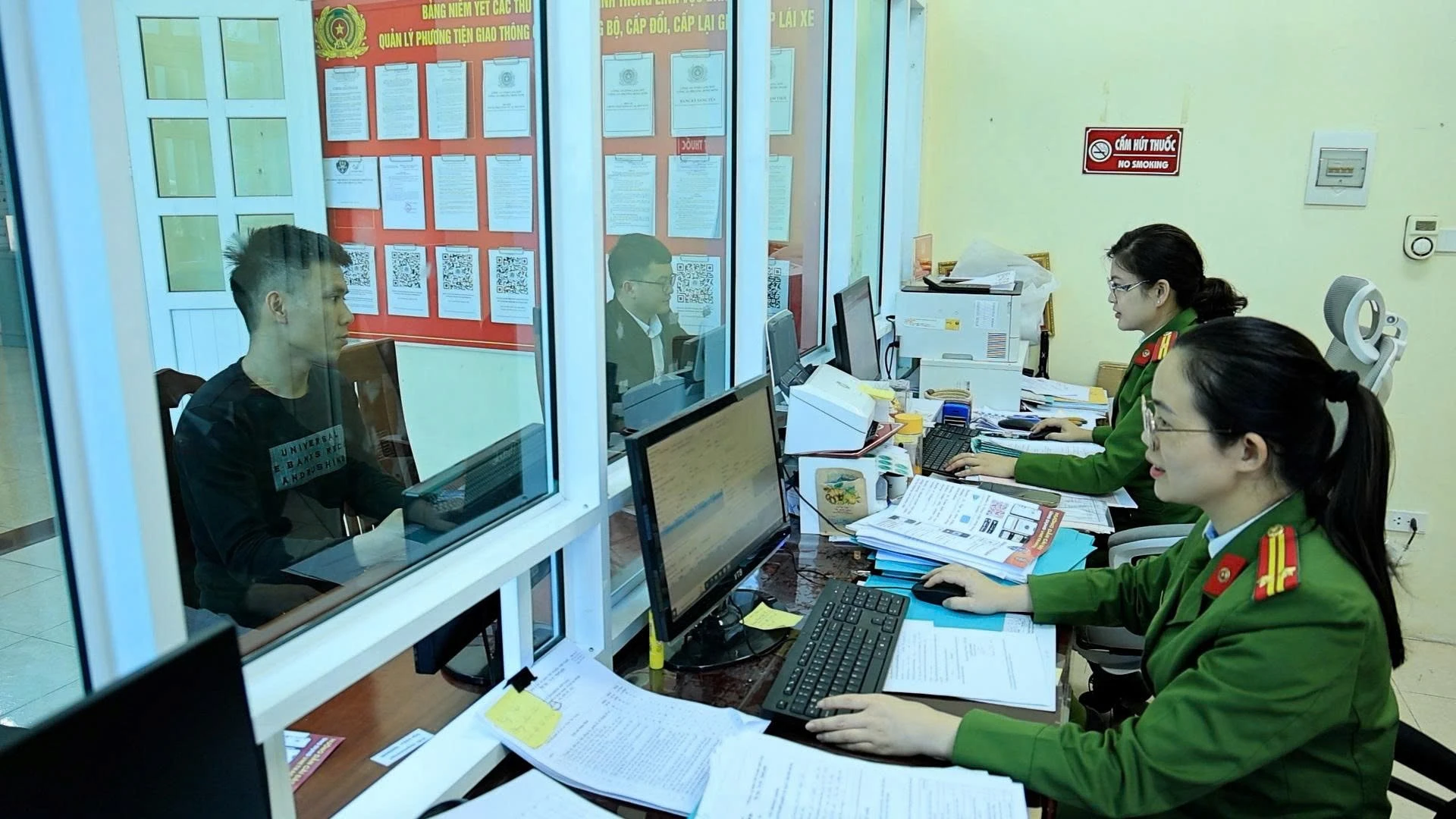 Công an Lạng Sơn đẩy mạnh cải cách hành chính, phục vụ nhân dân dịp đầu năm 2026