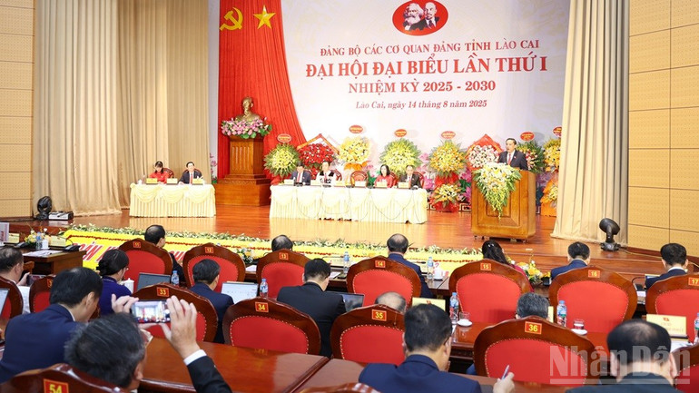 Toàn cảnh Đại hội. ndo_br_img-9333.jpg