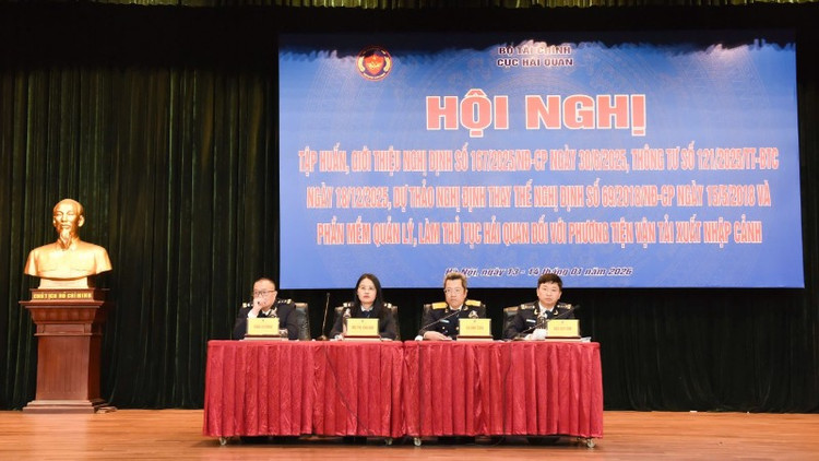 Hình ảnh tại hội nghị.