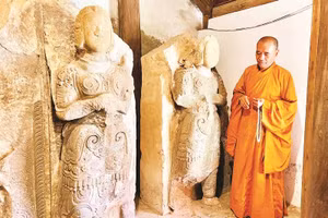 Tượng Kim Cương tại chùa Long Đọi Sơn, tỉnh Ninh Bình.