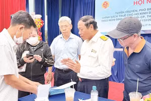 'Cầm tay chỉ việc' giúp hộ kinh doanh tuân thủ pháp luật thuế