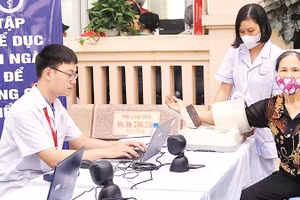 Chăm sóc sức khỏe toàn dân