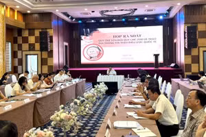 Phó Cục trưởng Cục Thuế Đặng Ngọc Minh chủ trì hội nghị.