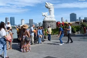 [Video] Du lịch Việt Nam đón gần 10,7 triệu lượt khách quốc tế trong nửa đầu năm 2025