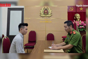 [Video] Tạm giữ hình sự đối tượng chống người thi hành công vụ tại chốt bảo vệ A80