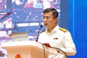 Phó Cục trưởng Lê Long phát biểu khai mạc hội nghị.