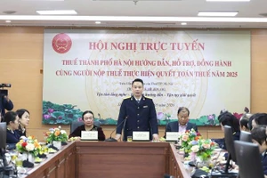 Trưởng Thuế TP Hà Nội Vũ Mạnh Cường phát biểu khai mạc hội nghị.