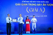Liên Chi hội Báo Nhân Dân đoạt giải A Gian trưng bày ấn tượng.