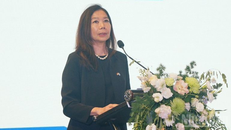 Bà Pauline Tamesis - Điều phối viên thường trú của Liên hợp quốc tại Việt Nam. (Ảnh: TRUNG HƯNG) ndo_br_dsc02719-9350.jpg