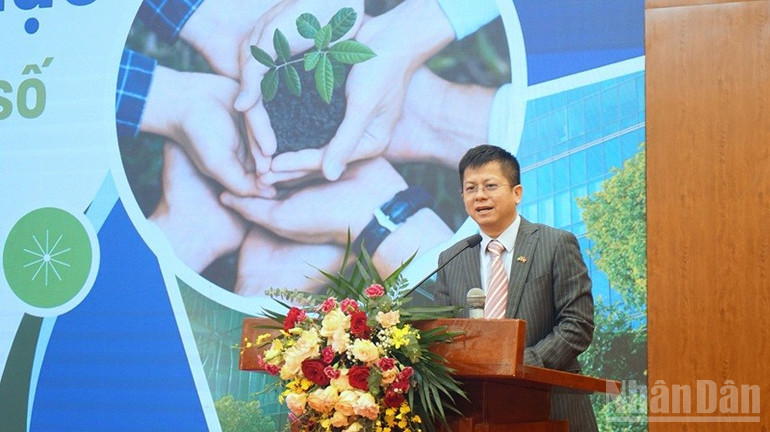 TS Phùng Văn Đông, Giám đốc Viện AIT Việt Nam. (Ảnh: TRUNG HƯNG) ndo_br_dsc02290.jpg