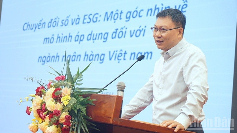 TS Lương Thái Bảo, Viện Ngân hàng và Tài chính, Đại học Kinh tế quốc dân. (Ảnh: TRUNG HƯNG) ndo_br_dsc02286.jpg