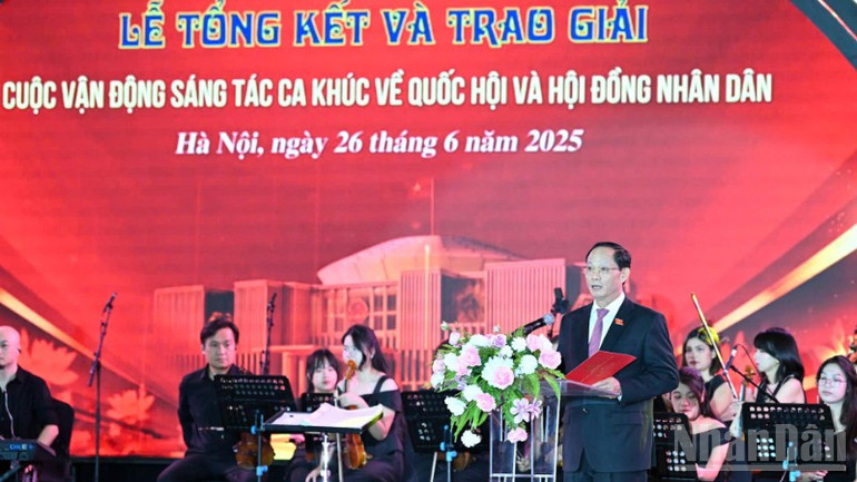 Phó Chủ tịch Quốc hội Trần Quang Phương - Phó Trưởng Ban Chỉ đạo Kỷ niệm 80 năm ngày Tổng tuyển cử đầu tiên bầu Quốc hội Việt Nam, Trưởng Ban tổ chức Cuộc vận động sáng tác ca khúc về Quốc hội và Hội đồng nhân dân phát biểu. (Ảnh: DUY LINH) ndo_br_z6745120379311-306576bd8cec07126ddcef15a0fe89e0-4817.jpg