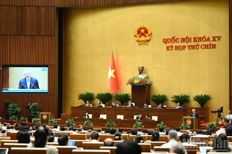 Quang cảnh phiên chất vấn. (Ảnh: DUY LINH) ndo_br_img-20250620-110418.jpg