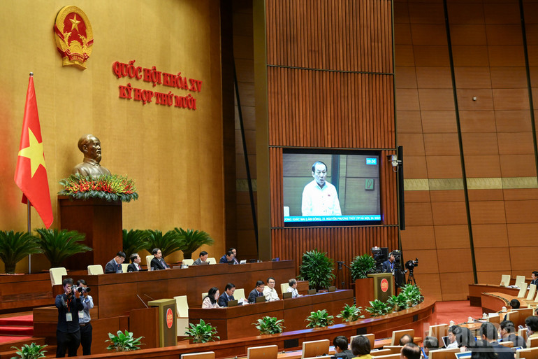 Bộ trưởng Văn hóa, Thể thao và Du lịch Nguyễn Văn Hùng phát biểu. (Ảnh: DUY LINH) ndo_br_bnd-3668.jpg