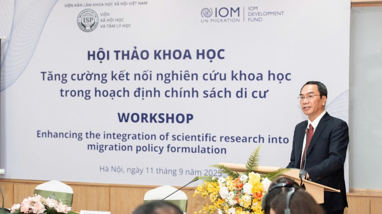 PGS, TS Chu Văn Tuấn - Viện trưởng Viện Xã hội học và Tâm lý học, Viện Hàn lâm Khoa học xã hội Việt Nam. 82badce7127-9405.jpg