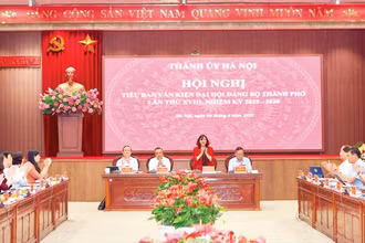 Hội nghị của Tiểu ban Văn kiện Đại hội Đảng bộ thành phố Hà Nội lần thứ 18, nhiệm kỳ 2025-2030 cho ý kiến về việc tiếp thu, hoàn thiện dự thảo Báo cáo chính trị trình Đại hội Đảng bộ thành phố lần thứ 18.