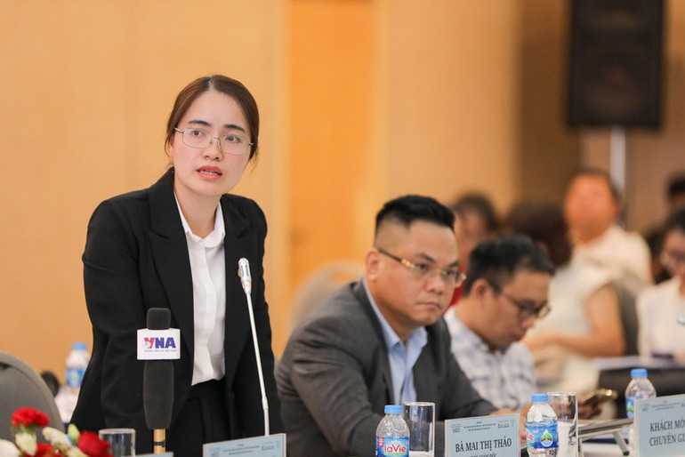 Luật sư Mai Thị Thảo, Phó Giám đốc TAT Law Firm chia sẻ tại Diễn đàn. img-1495.jpg
