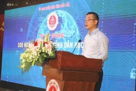 Phó Bí thư Tỉnh ủy Đắk Lắk Đỗ Hữu Huy phát động 100 ngày cao điểm thực hiện phong trào “Bình dân học vụ số”.