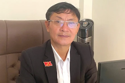 Phó Cục trưởng Cục Văn hóa cơ sở, Gia đình và Thư viện Khuất Văn Quý.