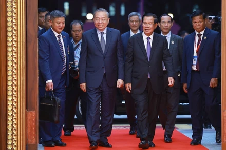 Quốc yến chào mừng Tổng Bí thư Tô Lâm và đoàn đại biểu cấp cao Việt Nam thăm cấp Nhà nước tới Vương quốc Campuchia. (Ảnh: Dương Giang/TTXVN)