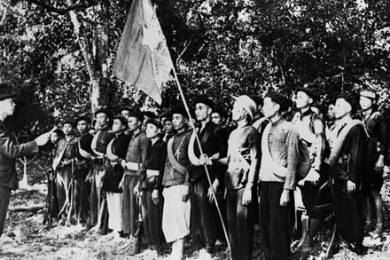 Ngày 22/12/1944, Ðội Việt Nam Tuyên truyền Giải phóng Quân - tiền thân của Quân đội nhân dân Việt Nam ngày nay - ra đời. (Ảnh: TTXVN)