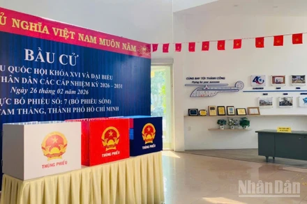Khu vực bỏ phiếu sớm số 7, bầu đại biểu Quốc hội khóa XVI và đại biểu Hội đồng nhân dân các cấp nhiệm kỳ 2026-2031, ngày 26/2/2026, tại phường Tam Thắng, Thành phố Hồ Chí Minh. (Ảnh: HẢI CHÍNH)