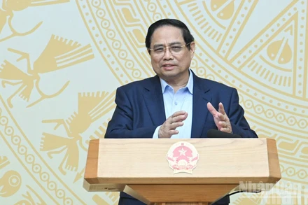 Thủ tướng Chính phủ Phạm Minh Chính phát biểu ý kiến kết luận hội nghị sơ kết. (Ảnh: TRẦN HẢI)