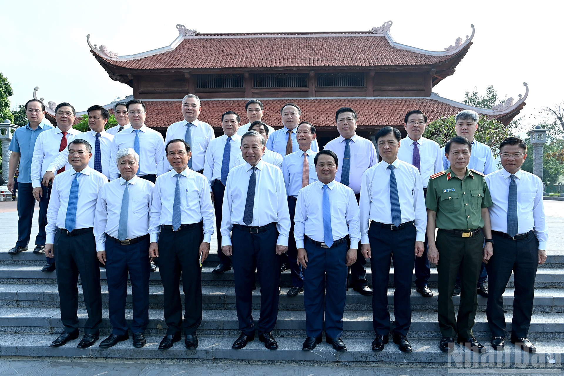 Tổng Bí thư Tô Lâm và Đoàn công tác tại Khu Di tích quốc gia đặc biệt Tân Trào, xã Tân Trào, tỉnh Tuyên Quang. ndo_br_a7-bnd-1373.jpg