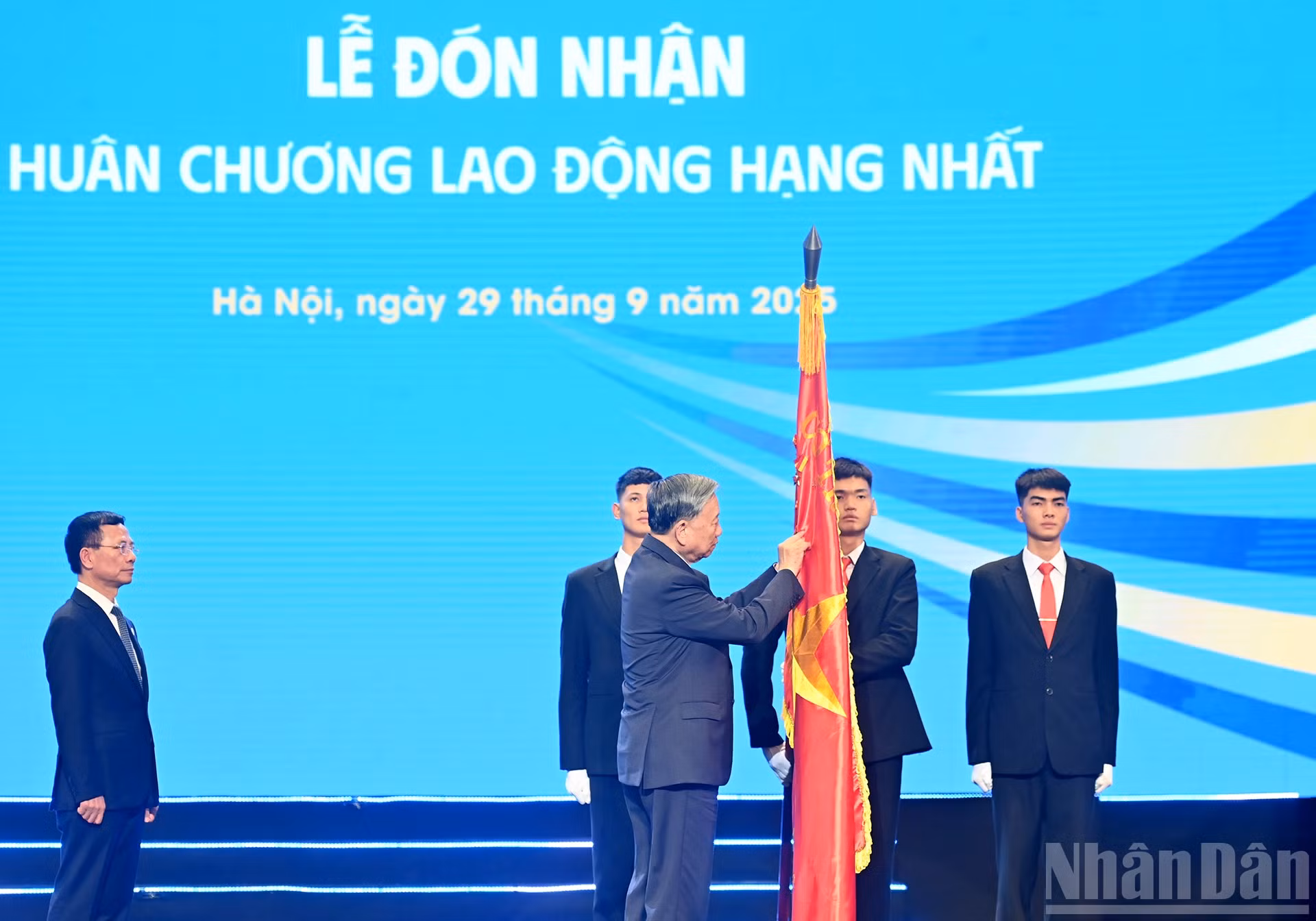 ndo_br_a6-bnd-9288.jpg