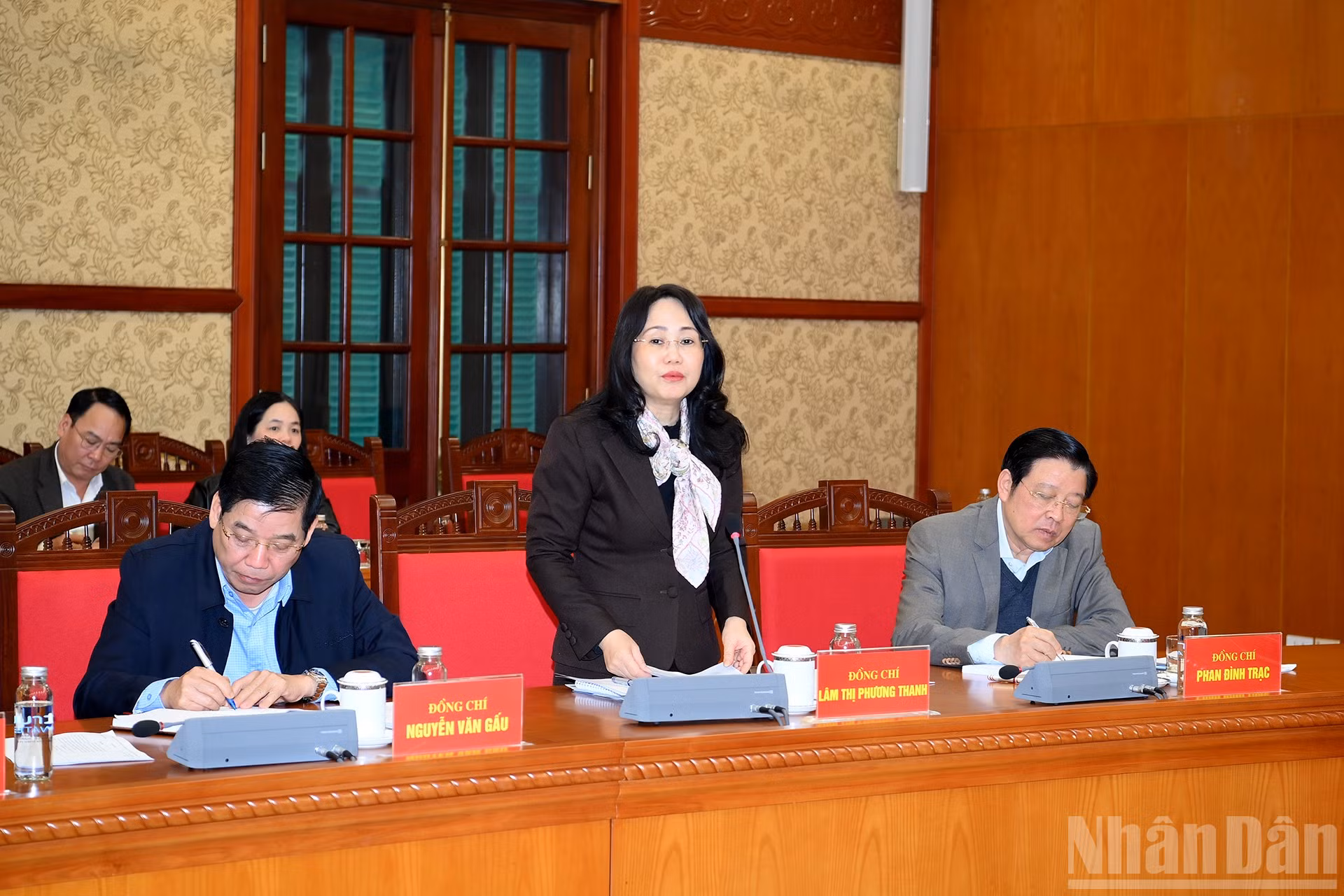 ndo_br_a8-bnd-7062.jpg