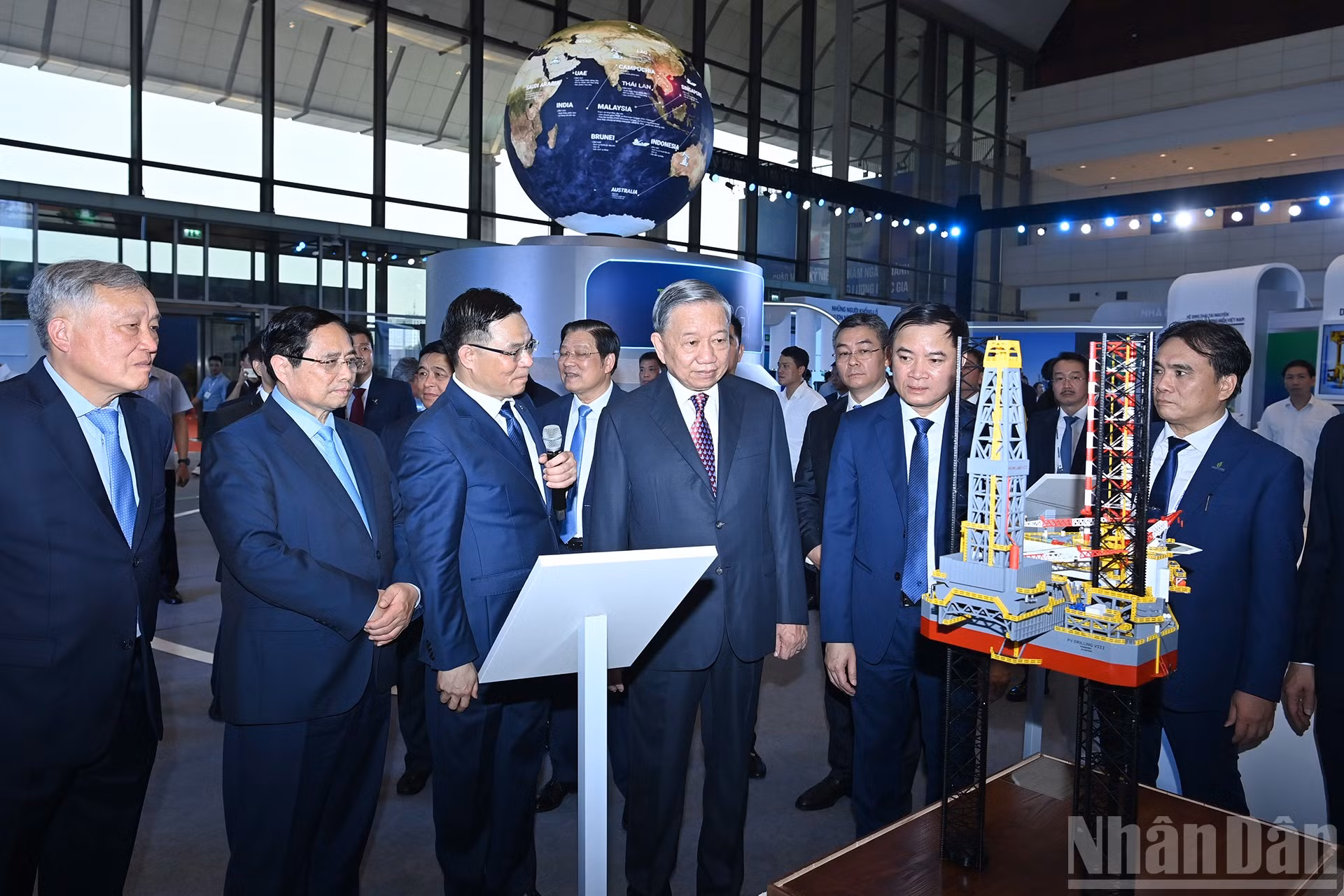 ndo_br_a8-bnd-7363.jpg