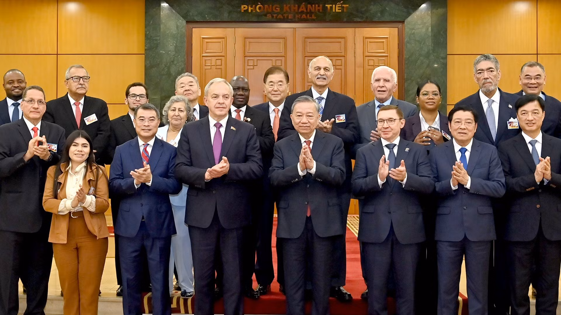 [Ảnh] Tổng Bí thư tiếp Trưởng đoàn chính đảng các nước dự Lễ kỷ niệm 80 năm Quốc khánh nước ta