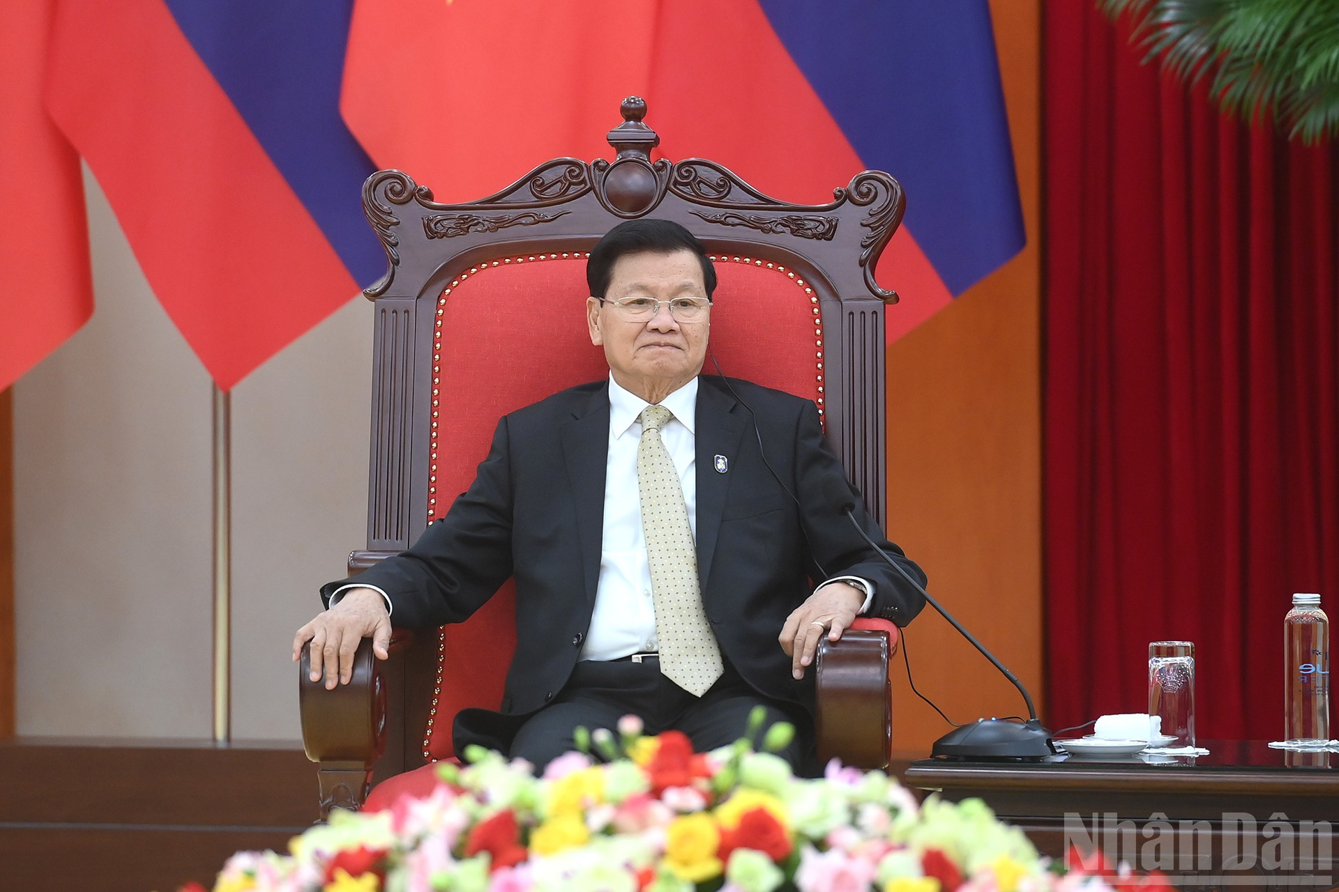 Tổng Bí thư, Chủ tịch nước Lào Thongloun Sisoulith tại cuộc gặp. ndo_br_a5-bnd-4846.jpg